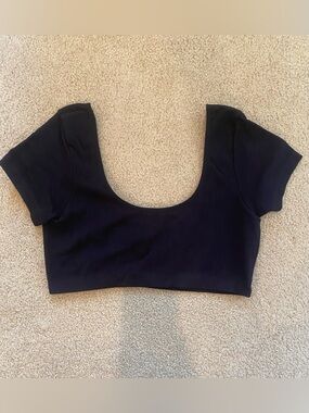 Garage Knit Cropped Top Black Scoop Neck Short Sleeve Pullover G/L